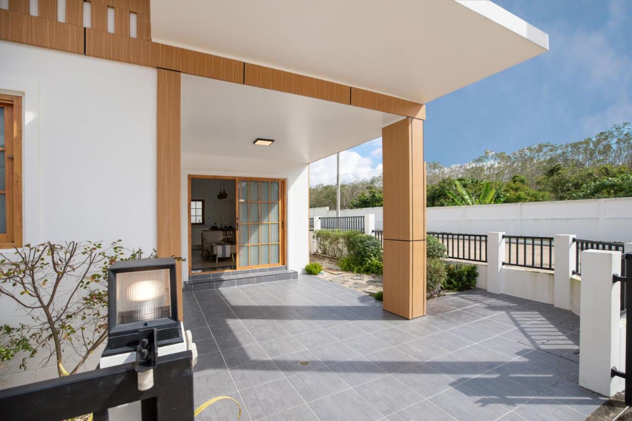 Villa Sunrise Garden A180 Banmaj Kültér fotó